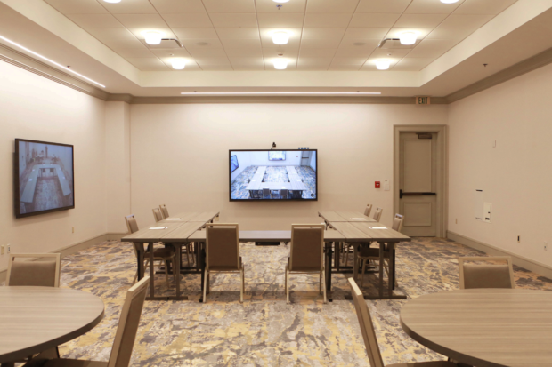 Sheraton Hotel Conference room with Wallmate 32B