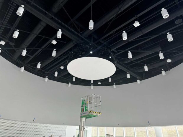 Completed project of 360 light mounting solution